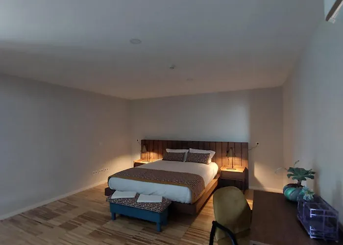 Vermar 住宿加早餐酒店 托雷拉